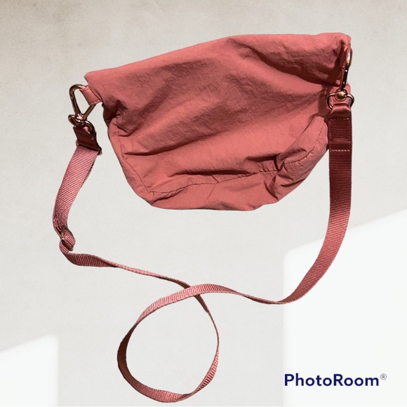 SOLD Lululemon All night festival bag - Picture 2 of 11